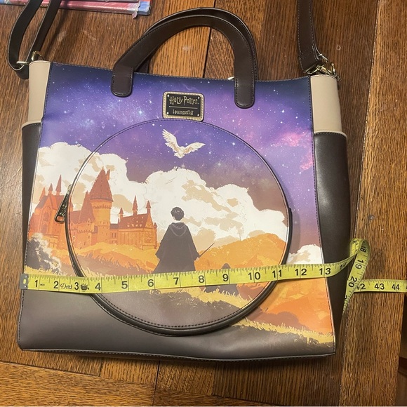 Loungefly Harry Potter Purple and Tan Shoulder Bag - Picture 4 of 5